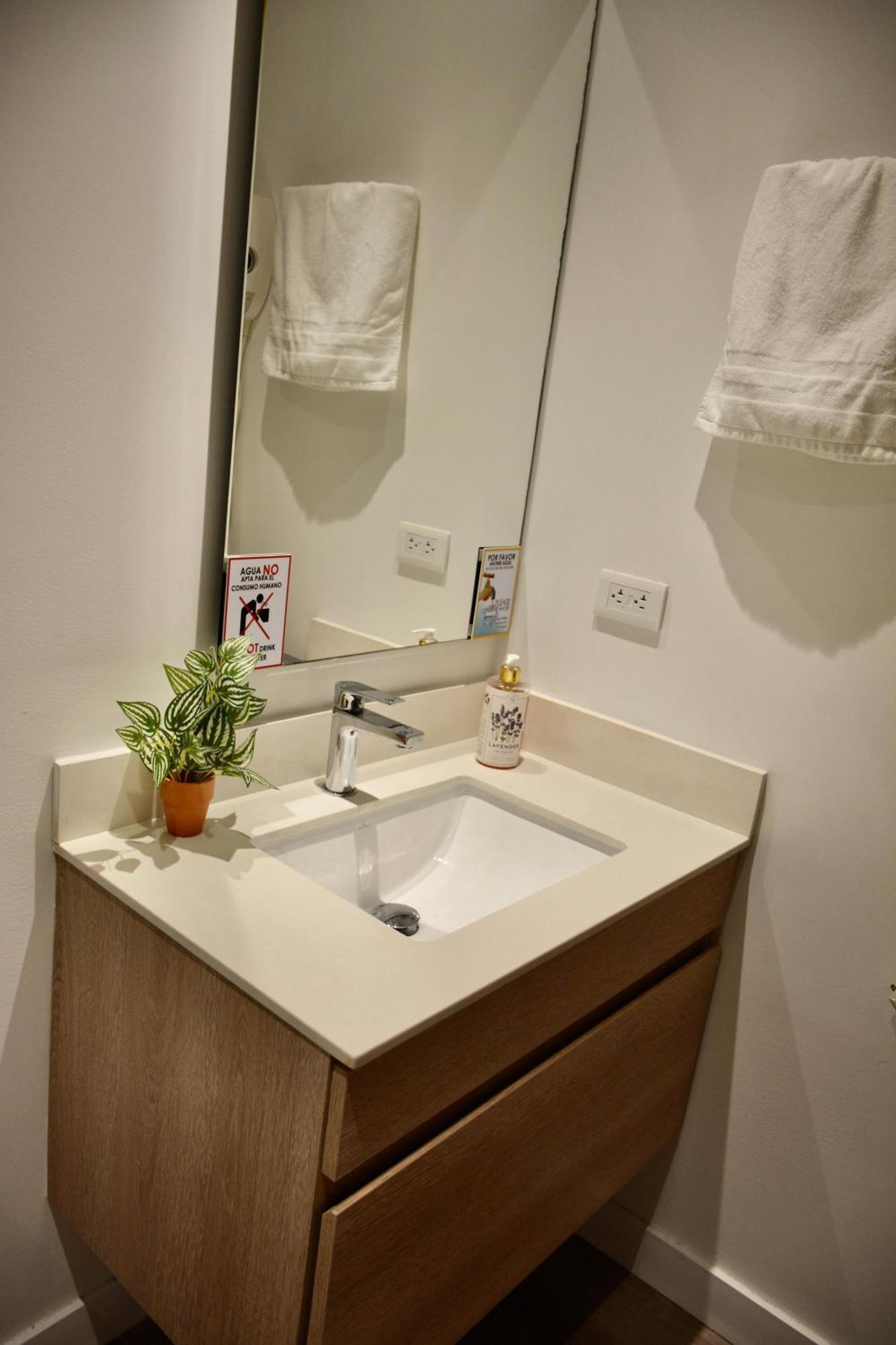 公寓 Modern New 3 Bedroom 5min To Shops Restaurants San Andrés