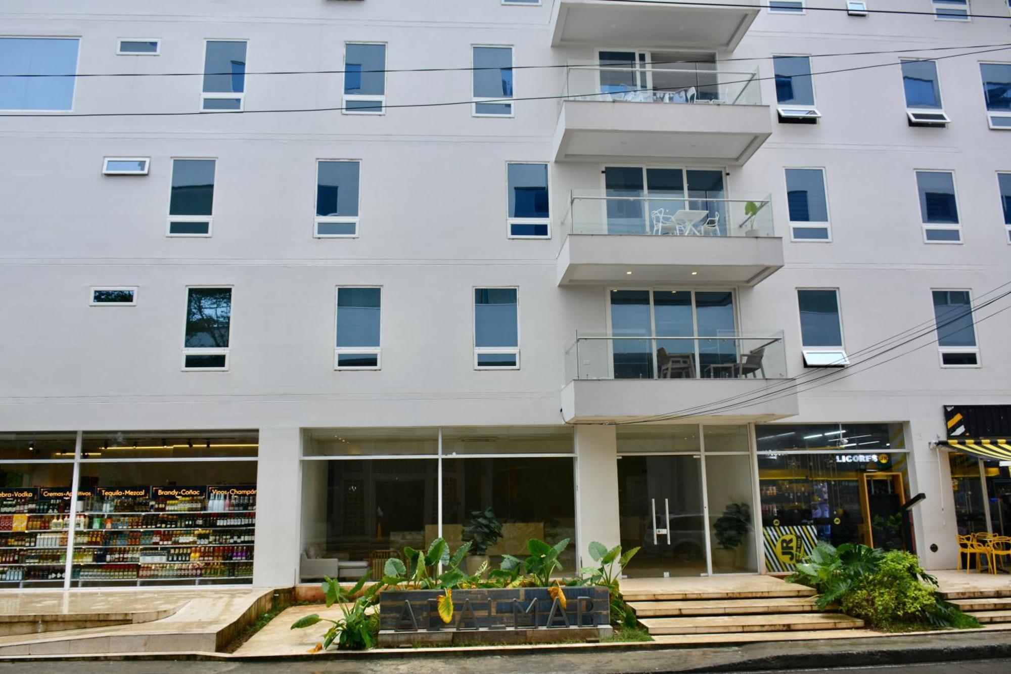 Modern New 3 Bedroom 5min To Shops Restaurants 公寓 San Andrés